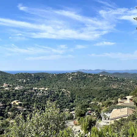 Myosotis Pour 8 Personnes Avec Piscine Chauffee Et Vue A *