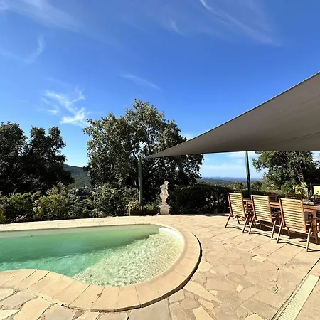 فيلة Myosotis Pour 8 Personnes Avec Piscine Chauffee Et Vue A *